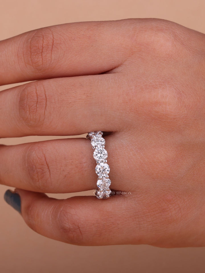 Round Cut Moissanite Diamond Shared Prongs Full Eternity Wedding Band