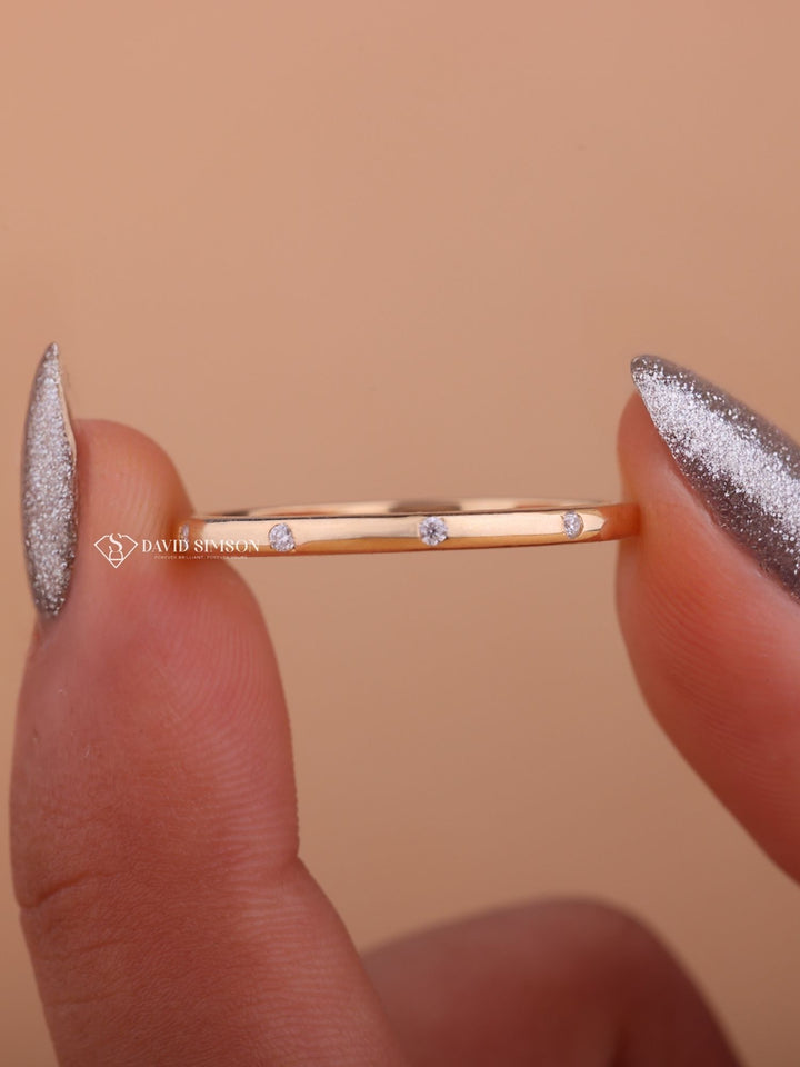 Round Cut Moissanite Diamond Flush Set Wedding Band