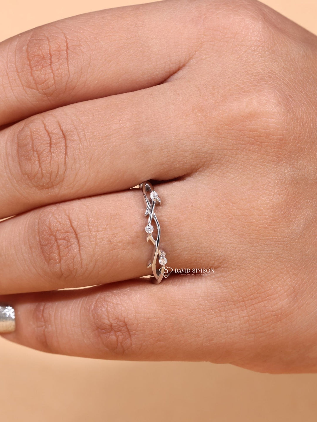Round Cut Moissanite Diamond Twig Wedding Band
