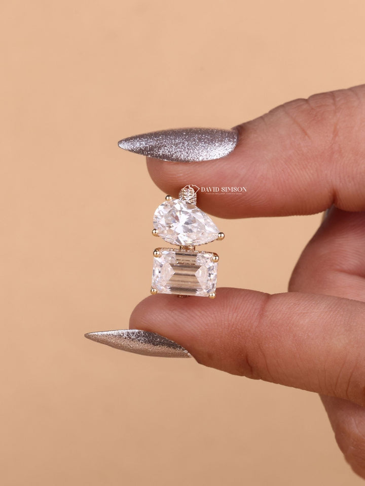 2.0CT Pear & 2.0CT Emerald Cut Moissanite Diamond Toi et Moi Engagement Ring