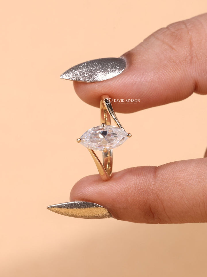 1.0CT-3.0CT Marquise Cut Moissanite Bypass Diamond Engagement Ring