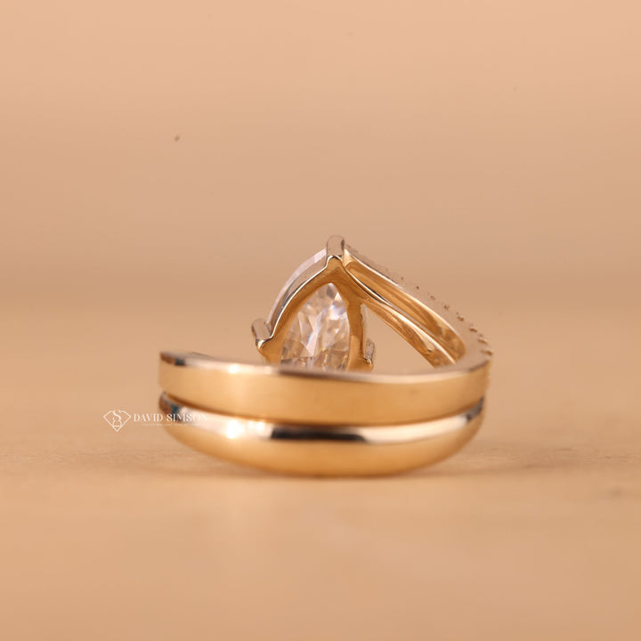 Marquise Ring with Band
Contemporary Bridal Set
Two Piece Wedding Set
