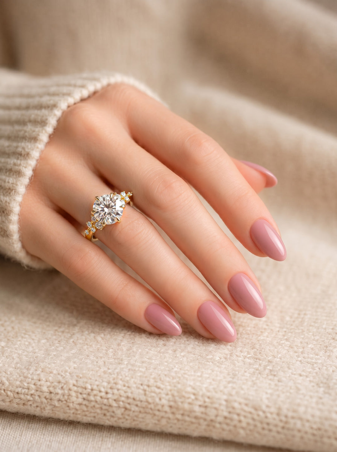 2.0CT-3.0CT Round Lab Grown Diamond Cluster Engagement Ring
