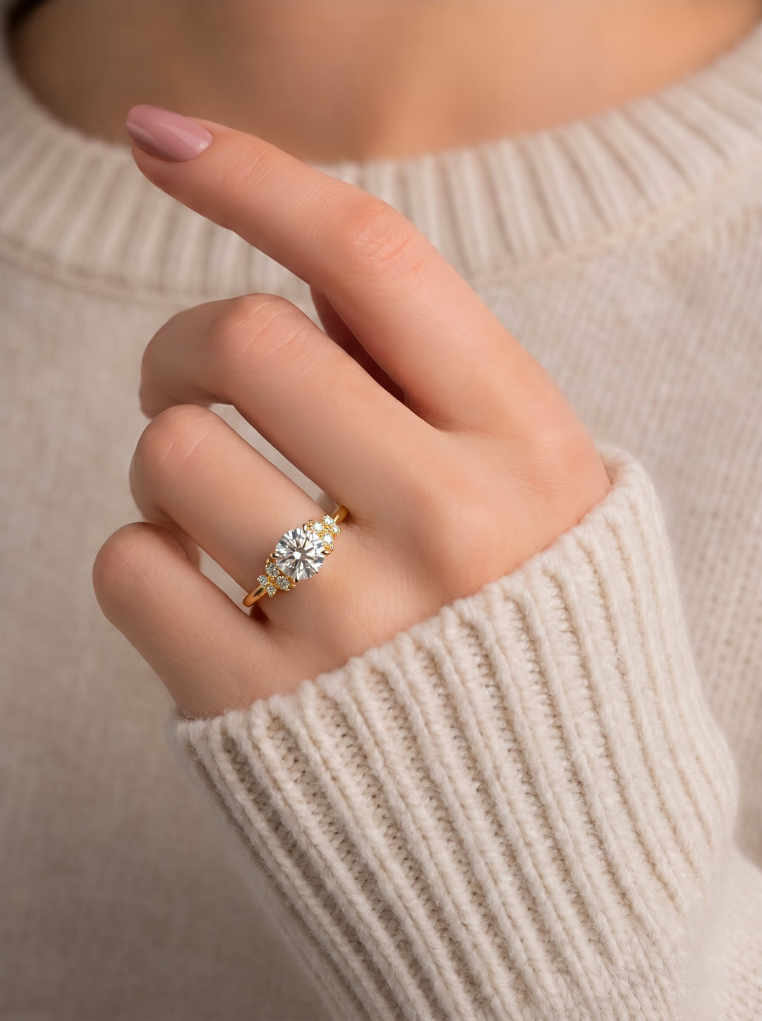 2.0CT-3.0CT Round Lab Grown Diamond Cluster Engagement Ring