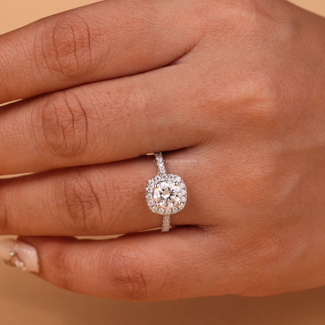 Lab Grown Diamond Alternative, Round Brilliant Cut, Circle Halo Ring, Round Cut Jewelry, Women&