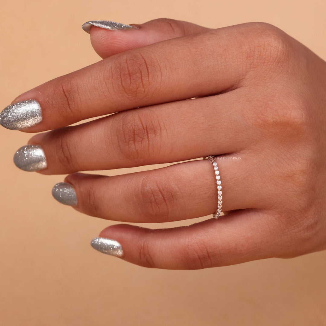 Round Cut Moissanite Diamond Matching Wedding Band