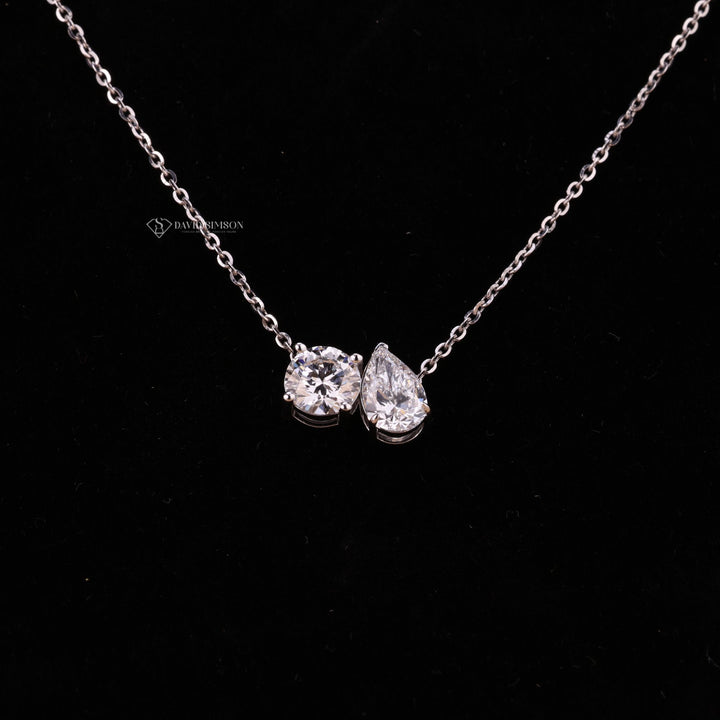 1.0ct Round &amp; 1.0Ct Pear Moissanite Diamond Toi et Moi Pendant Necklace
