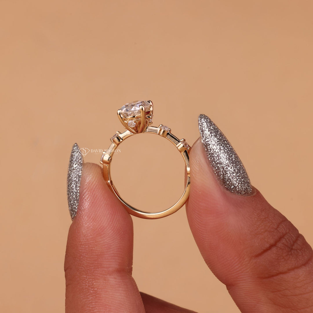 2.0CT-3.0CT Oval Cut Moissanite Distance Diamond Pave Engagement Ring