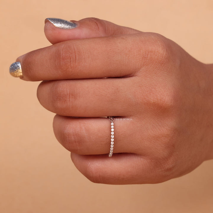 Round Cut Moissanite Diamond Matching Wedding Band
