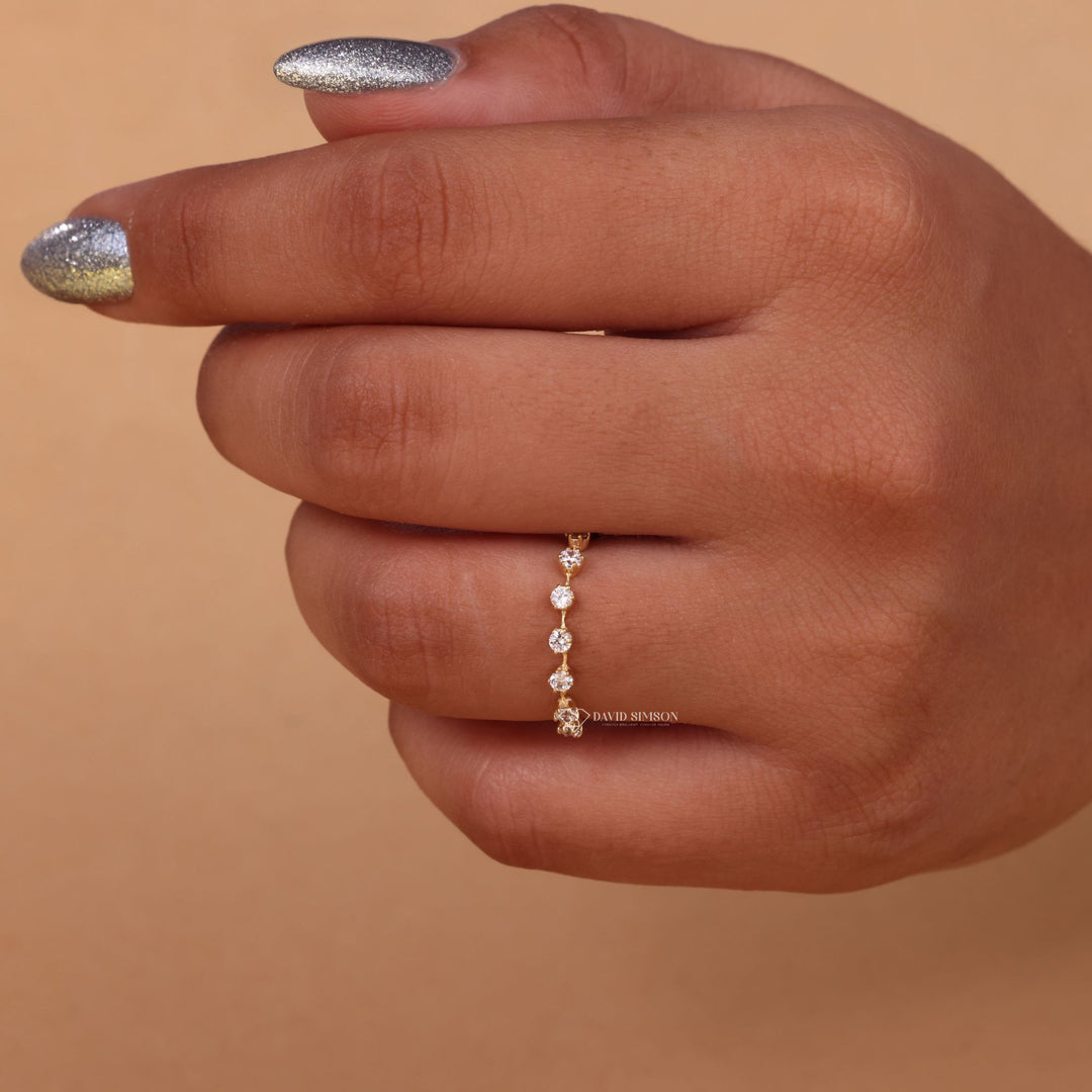 Round Cut Moissanite Diamond Petite Wedding Band