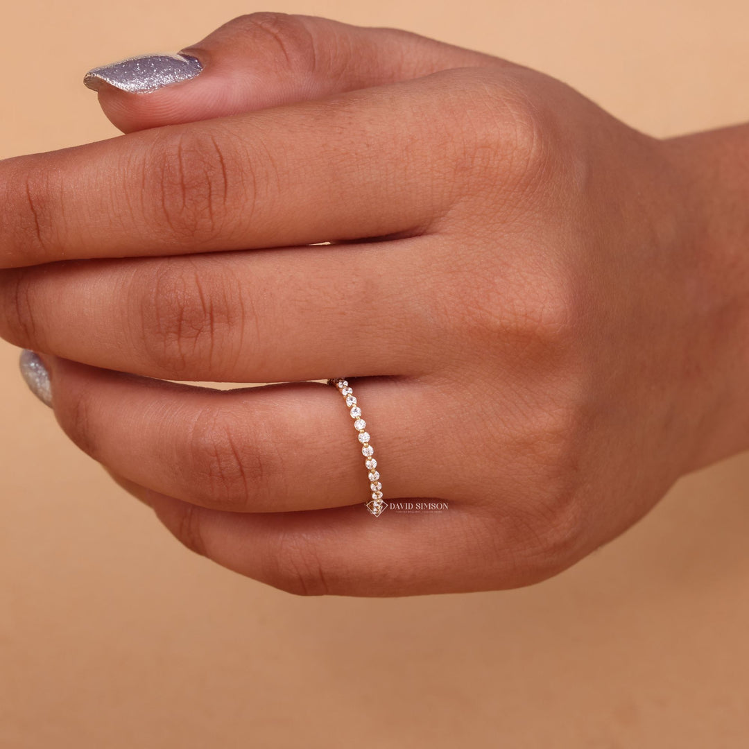 Round Cut Moissanite Diamond Floating Bubble Eternity Wedding Band