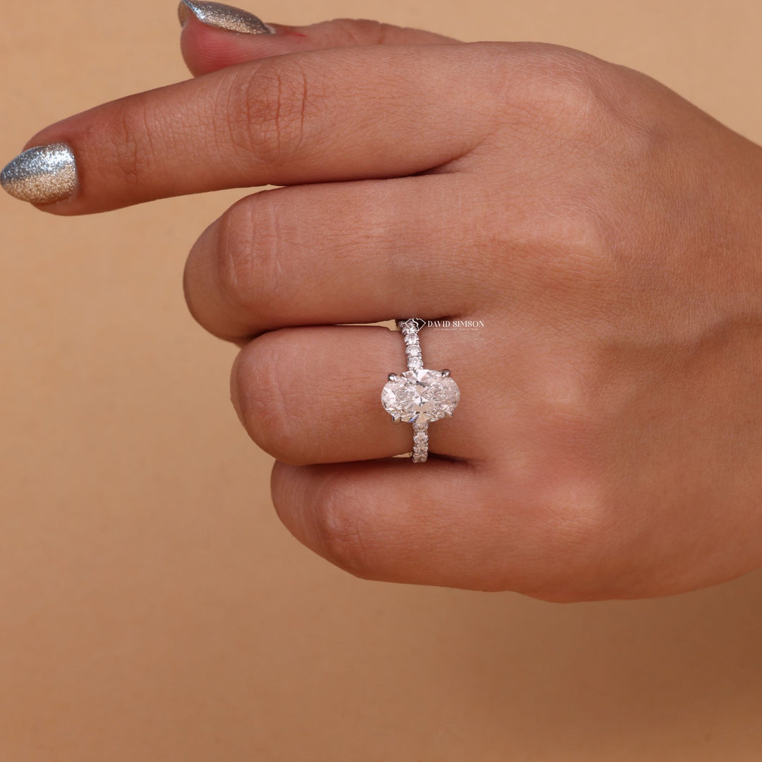 2.0CT-4.0CT Oval Cut Moissanite Hidden Halo Diamond Engagement Ring