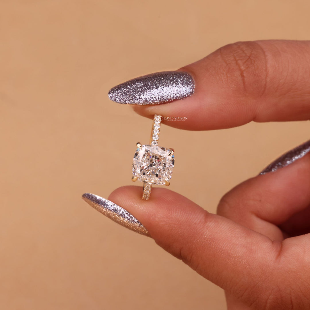 2.0CT-4.0CT Cushion Cut Moissanite Diamond Hidden Halo Engagement Ring