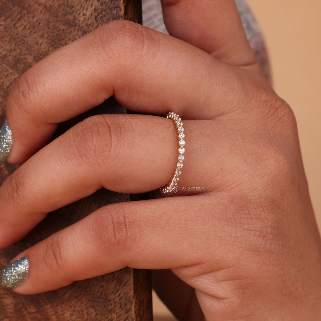 Round Cut Moissanite Diamond Floating Bubble Eternity Wedding Band
