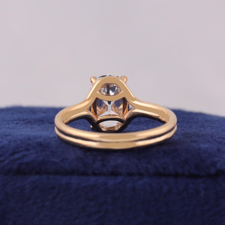 1.50CT Moissanite
2.50CT Moissanite
Lab Grown Moissanite
Split Band Ring
Conflict Free Ring
Eco Friendly Jewelry
Chunky Facet Moissanite
