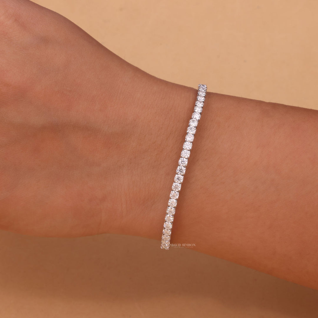 White Gold Tennis Bracelet
Rose Gold Moissanite Link
Elastic Diamond Bracelet
Conflict Free Jewelry
