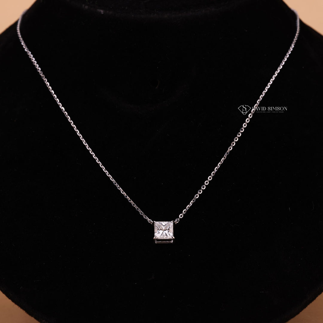 Four Prong Setting
Timeless Diamond Pendant
Modern Geometric Jewelry
Luxury Solitaire Necklace 
