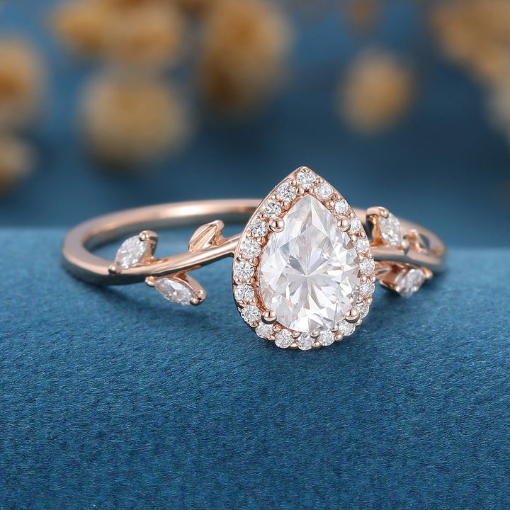 pear-shaped-moissanite-halo-engagement-ring-2