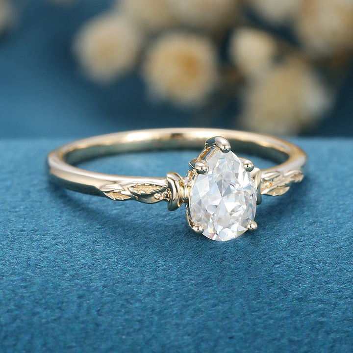 pear-shaped-moissanite-vintage-solitaire-engagement-ring