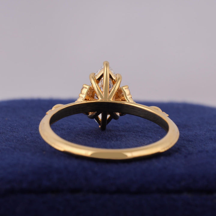 Art Deco Moissanite
Sustainable Wedding Ring
Lab Grown Gemstone
Gold Marquise Ring
Platinum Cluster Ring
Statement Engagement Ring
