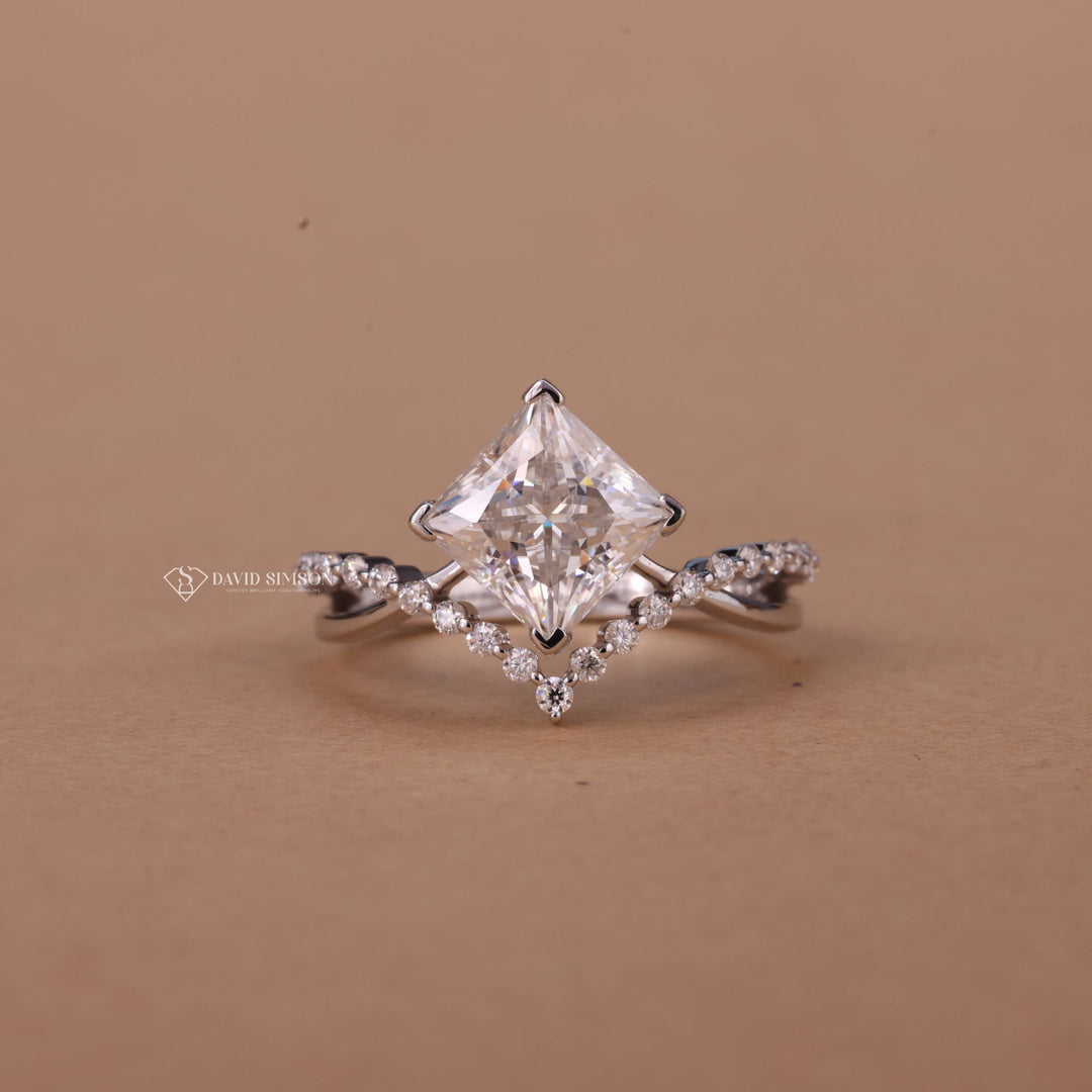 VVS1 Moissanite
D Color Moissanite
14k White Gold Ring
Solid Gold Engagement Ring
Modern Infinity Design
Handcrafted Moissanite Ring