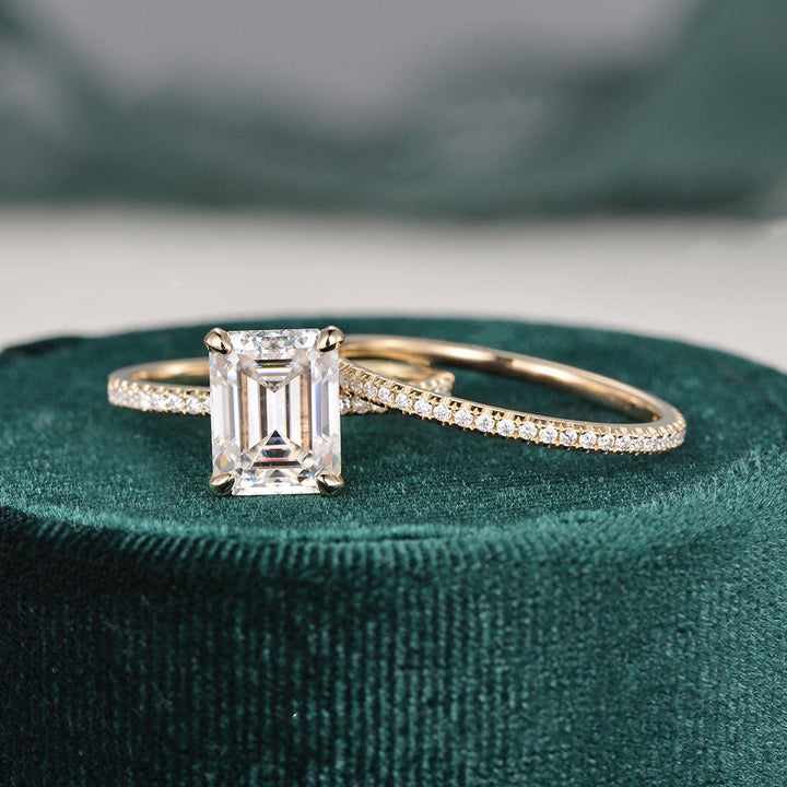 emerald-cut-hidden-halo-moissanite-bridal-ring-set