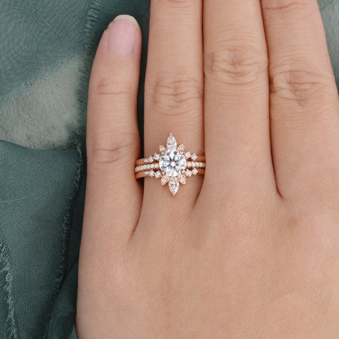 round-cut-hidden-halo-moissanite-bridal-ring-set