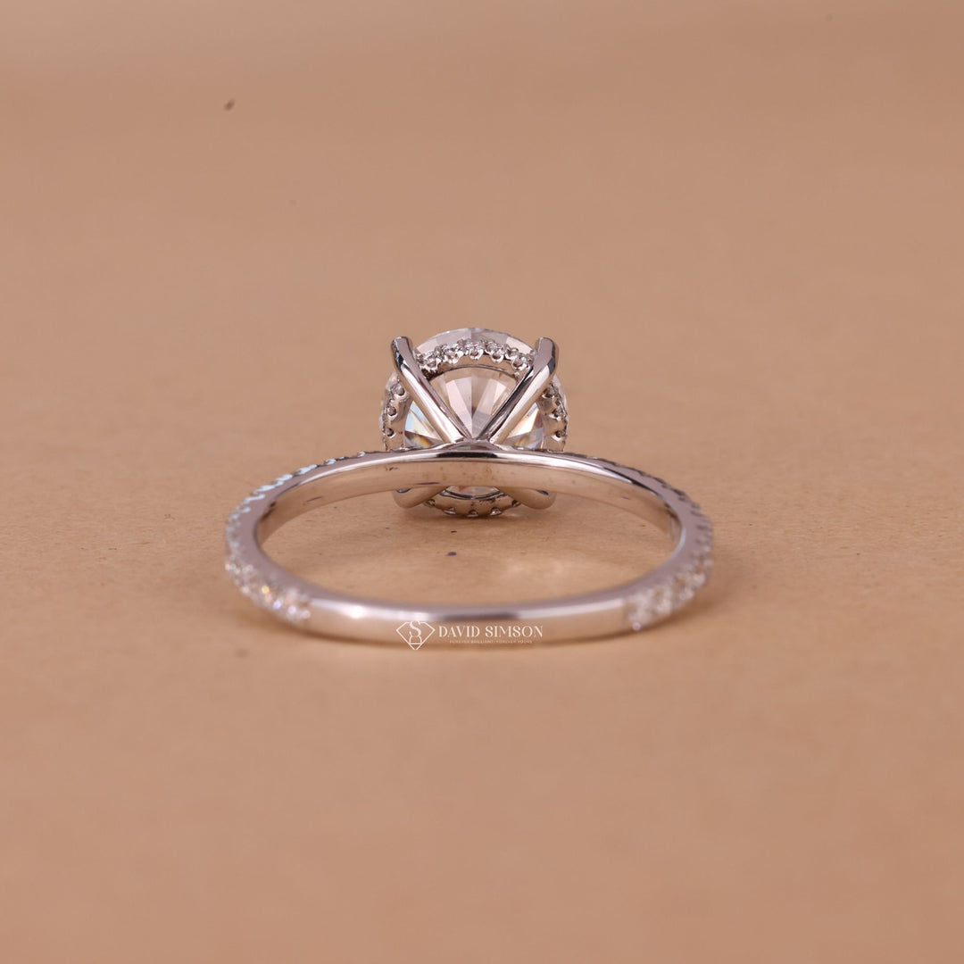 Custom Moissanite Jewelry
VVS1 Moissanite Ring
Handmade Engagement Rin