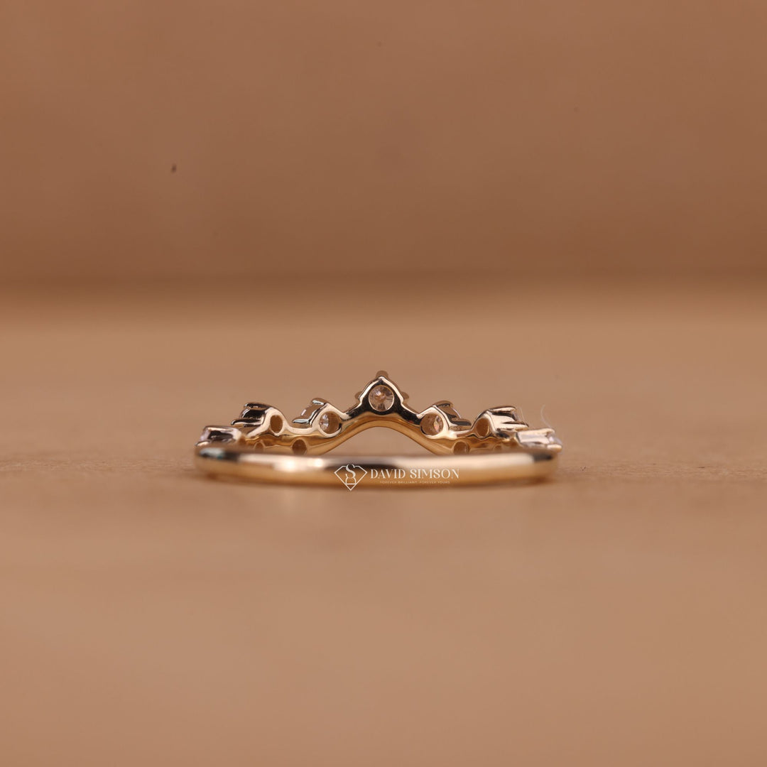 White Gold Zig Zag Ring
Rose Gold Curved Band
Dainty Zig Zag Band
Unique Moissanite Band
Contoured Wedding Band
