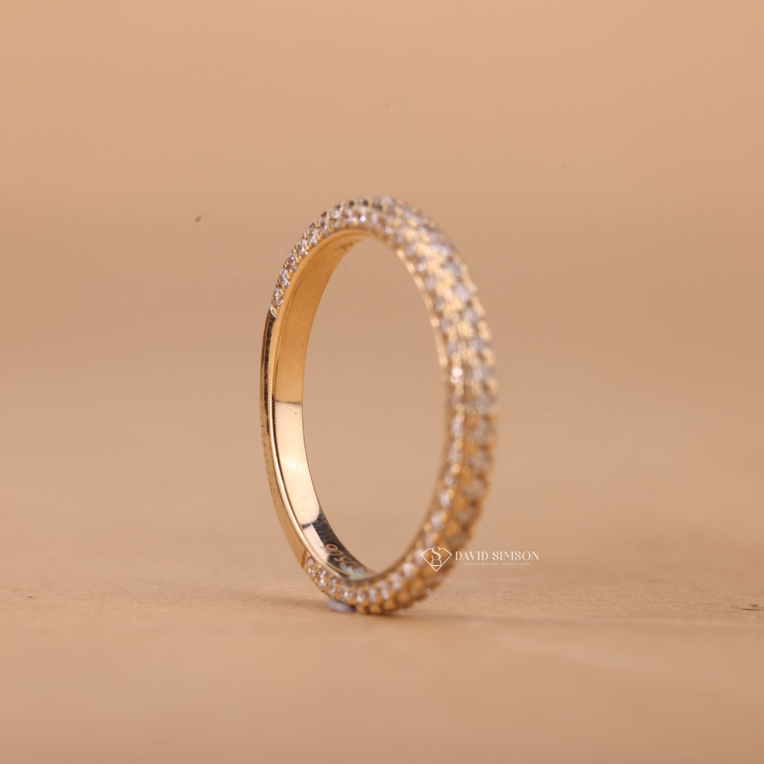 Rose gold moissanite
VVS1 moissanite band
DEF colorless moissanite