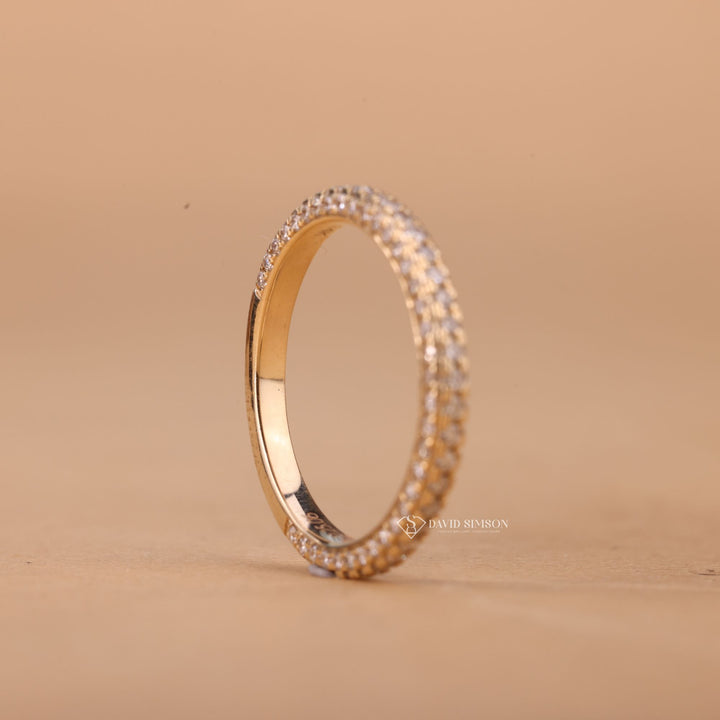 Rose gold moissanite
VVS1 moissanite band
DEF colorless moissanite