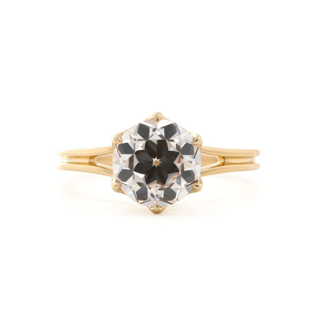Antique Style Engagement Ring
Floral Inspired Solitaire
Old World Round Diamond
Petal Setting Ring
Heirloom Diamond Ring
2.5ct Old European Cut
Romantic Solitaire Ring
