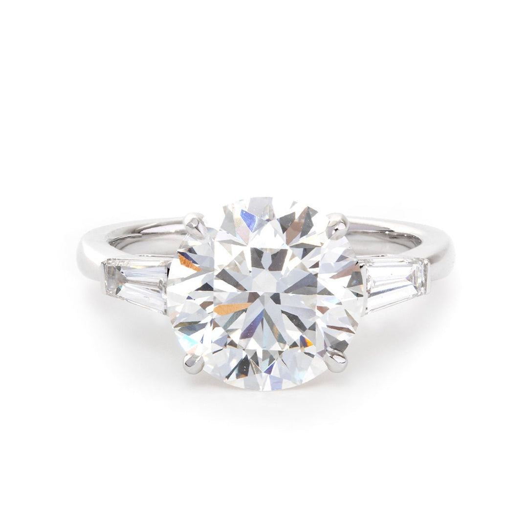 Dream OEC Engagement Ring21. 5ct Round Brilliant Ring Inspiration22. Old European Cut vs Round Brilliant23. Quiet Luxury Vintage Ring