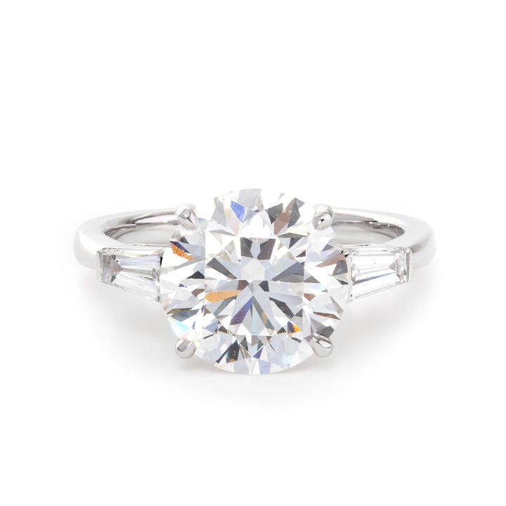 Dream OEC Engagement Ring21. 5ct Round Brilliant Ring Inspiration22. Old European Cut vs Round Brilliant23. Quiet Luxury Vintage Ring