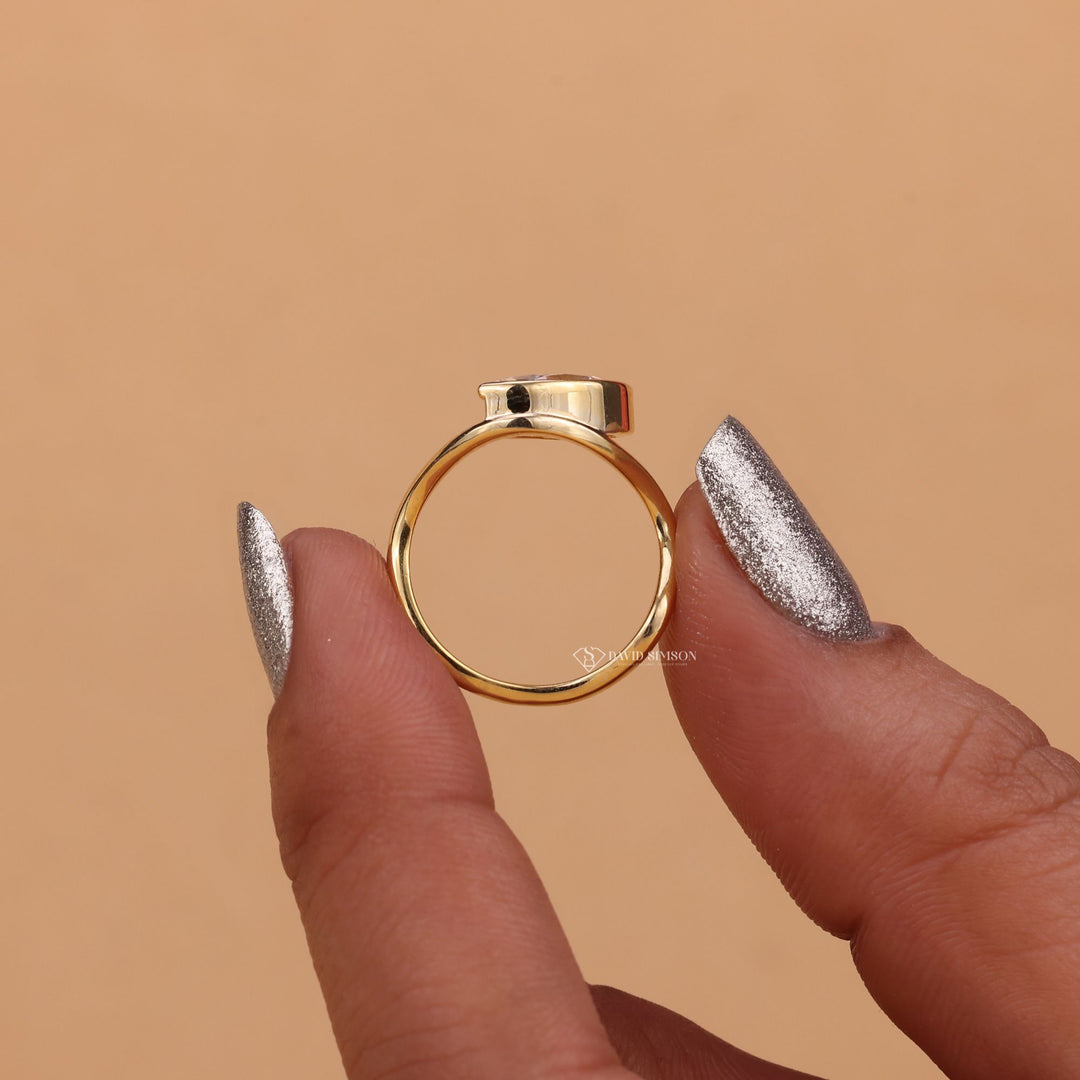 1.5 Carat Marquise Cut
2.5 Carat Wave Ring
Unique Marquise Setting
Moissanite Wave Solitaire
14K Gold Marquise Ring
