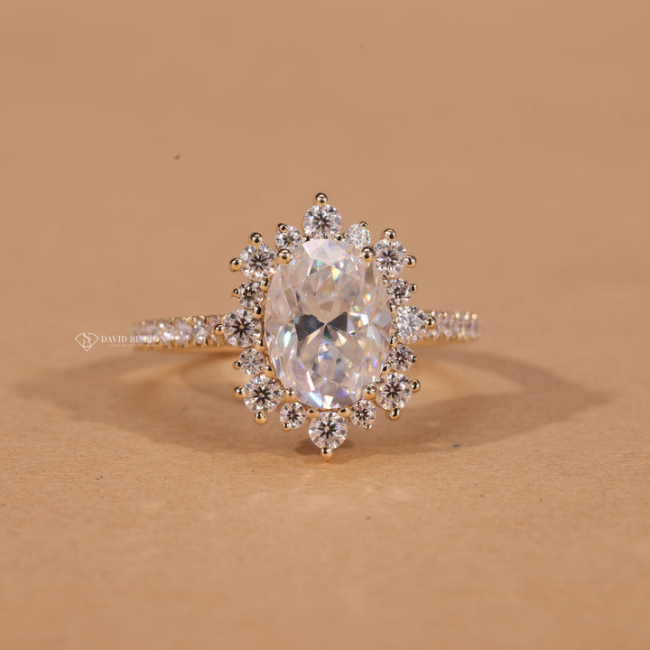 Anniversary Gift Ring
High Sparkle Oval Ring
Custom Moissanite Ring
Delicate Floral Jewelry 