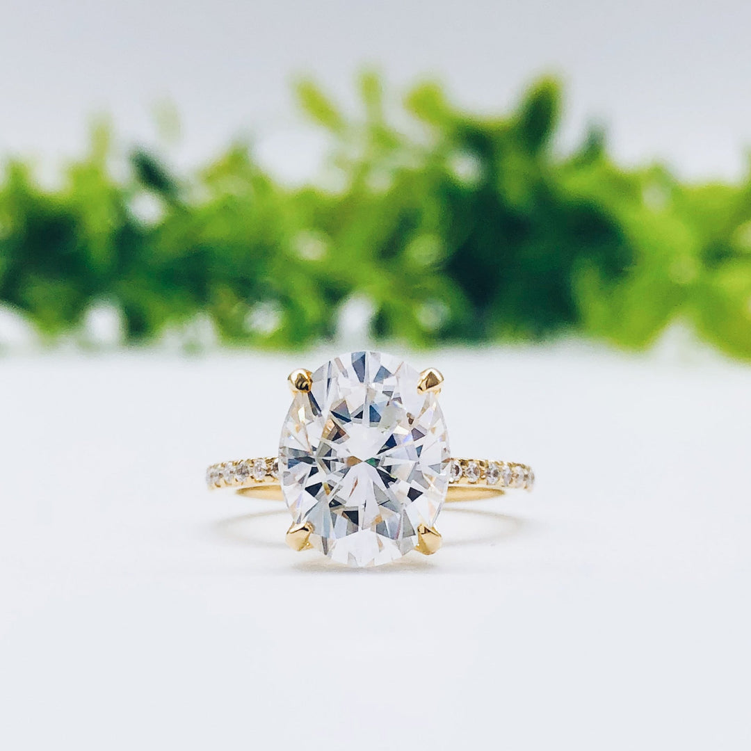 oval-cut-pave-setting-moissanite-engagement-ring