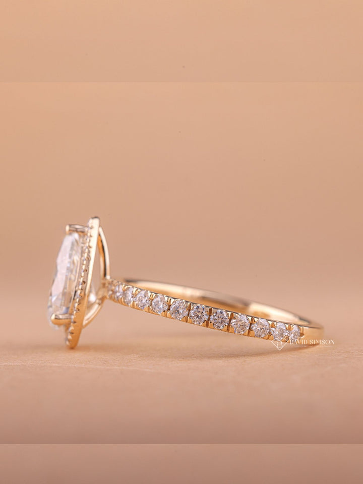 Solitaire engagement ring, Split shank engagement ring, Pave engagement ring, Channel set engagement ring, Bezel set engagement ring, Tension set engagement ring, Vintage-inspired engagement ring, Art deco engagement ring, 