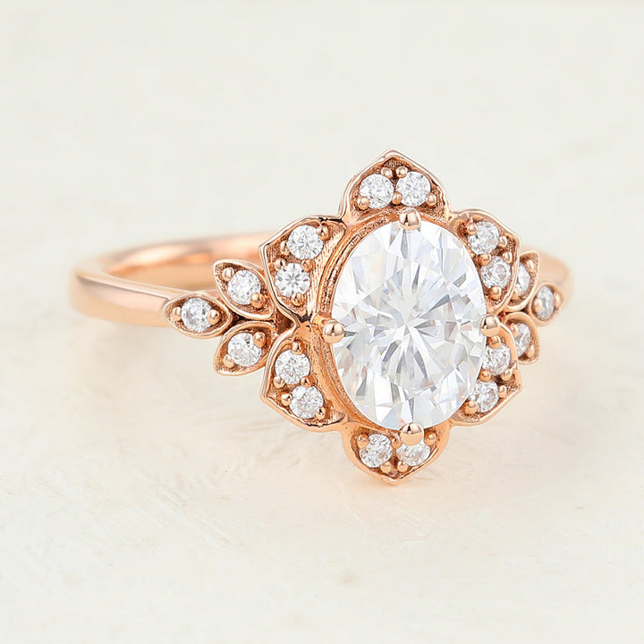 oval-shaped-moissanite-vintage-engagement-ring-2