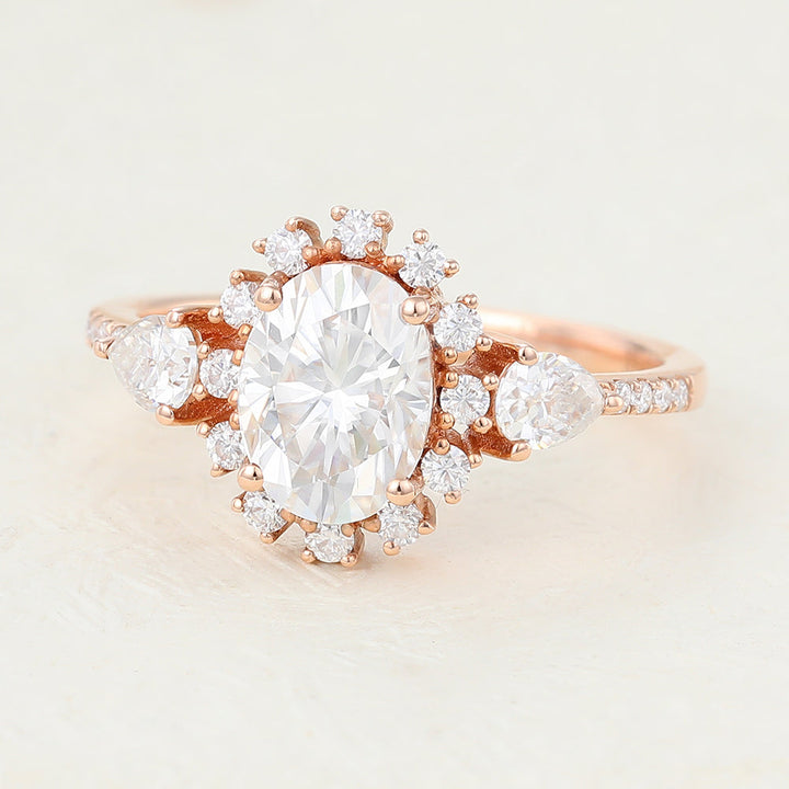 oval-shaped-moissanite-halo-engagement-ring