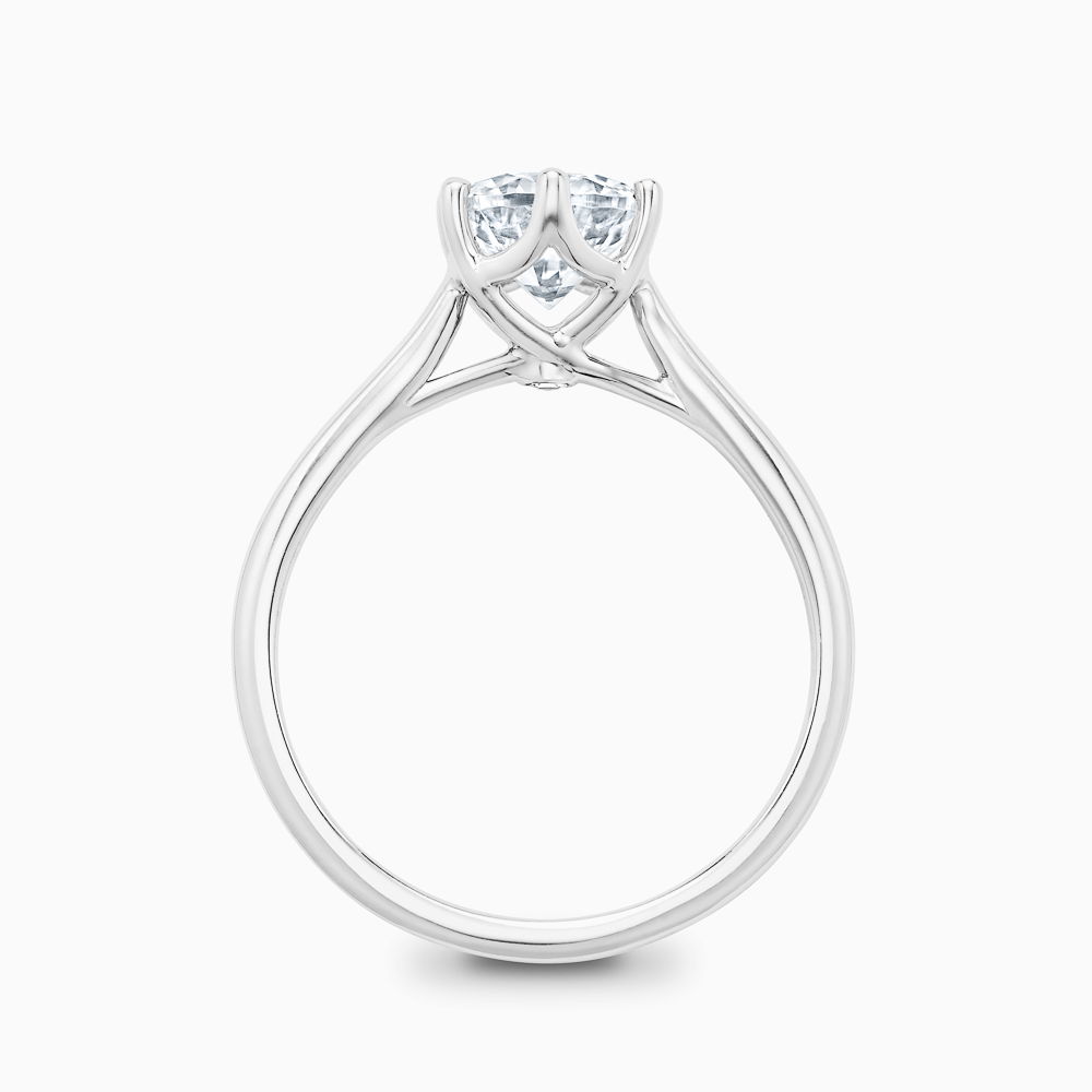 Round Cut Moissanite Diamond Solitaire Engagement Ring for Women