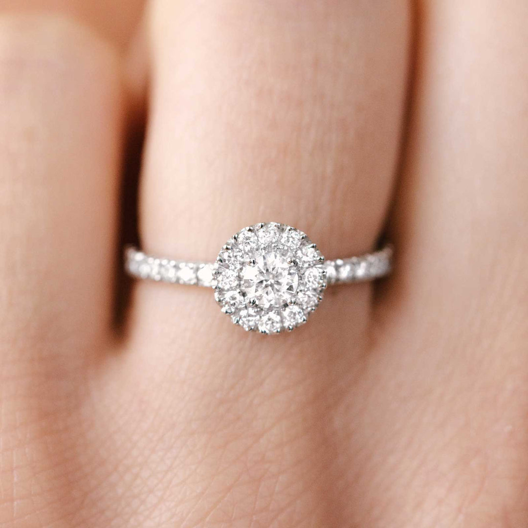 0-25-ct-round-shaped-moissanite-halo-engagement-ring