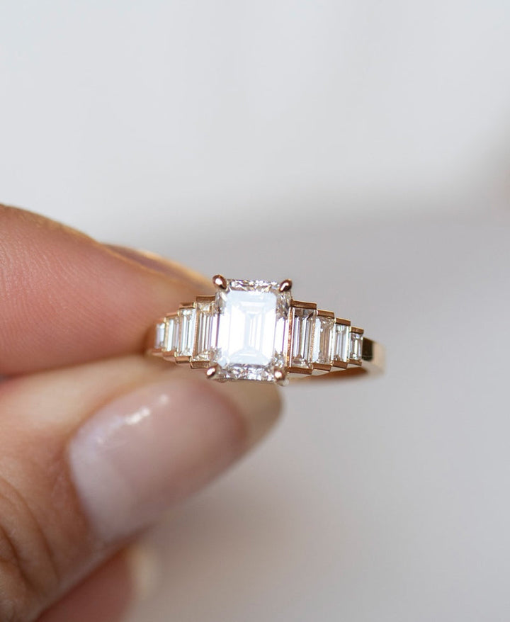 1.50ct-2.50ct Emerald Cut Moissanite Cluster Diamond Engagement Ring