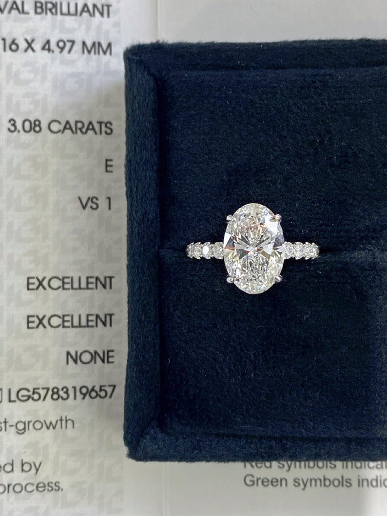 2.50CT-3.50CT Oval Cut Moissanite Pave Diamond Engagement Ring