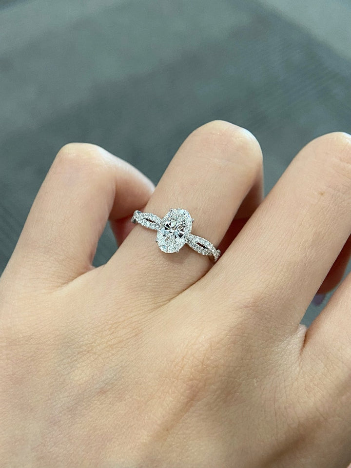 1.50CT-2.50CT Oval Cut Moissanite Diamond Infinity Pave Engagement Ring