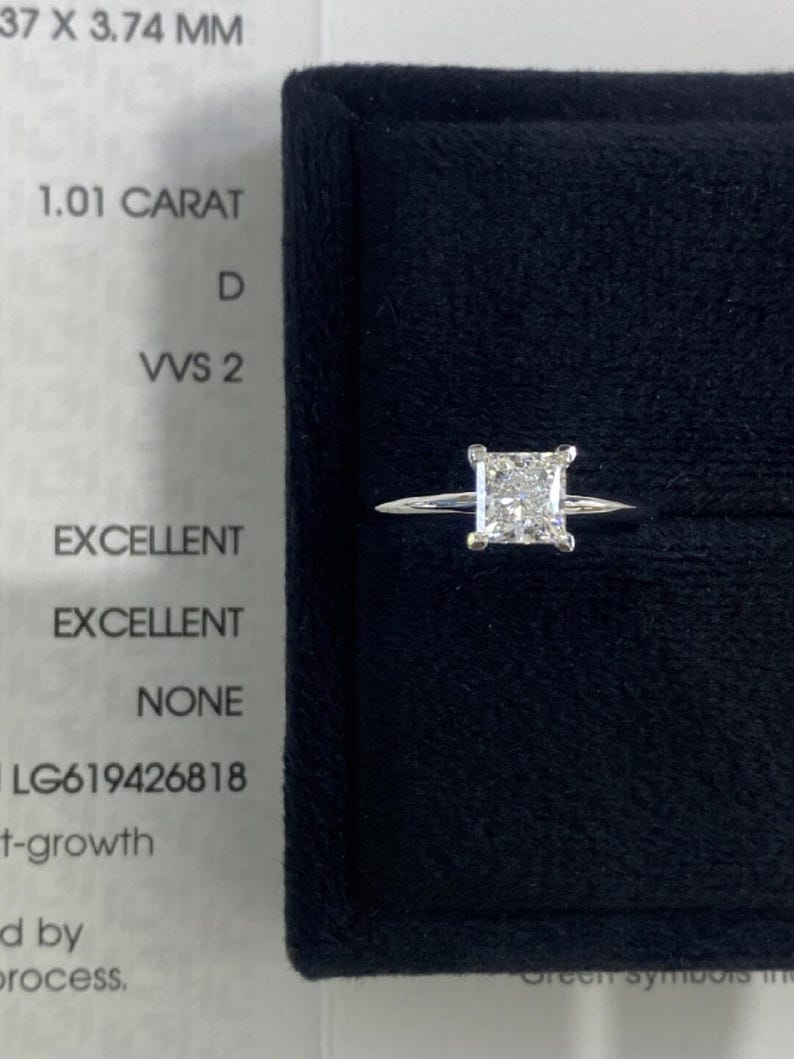 1.0CT-2.0CT Princess Cut Moissanite Diamond Solitaire Engagement Ring