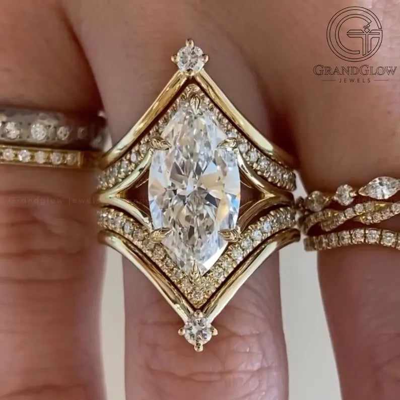 3.0CT Oval Cut Lab Grown Diamond Vintage-Inspired Bridal Ring Set with Matching Wedding Bands