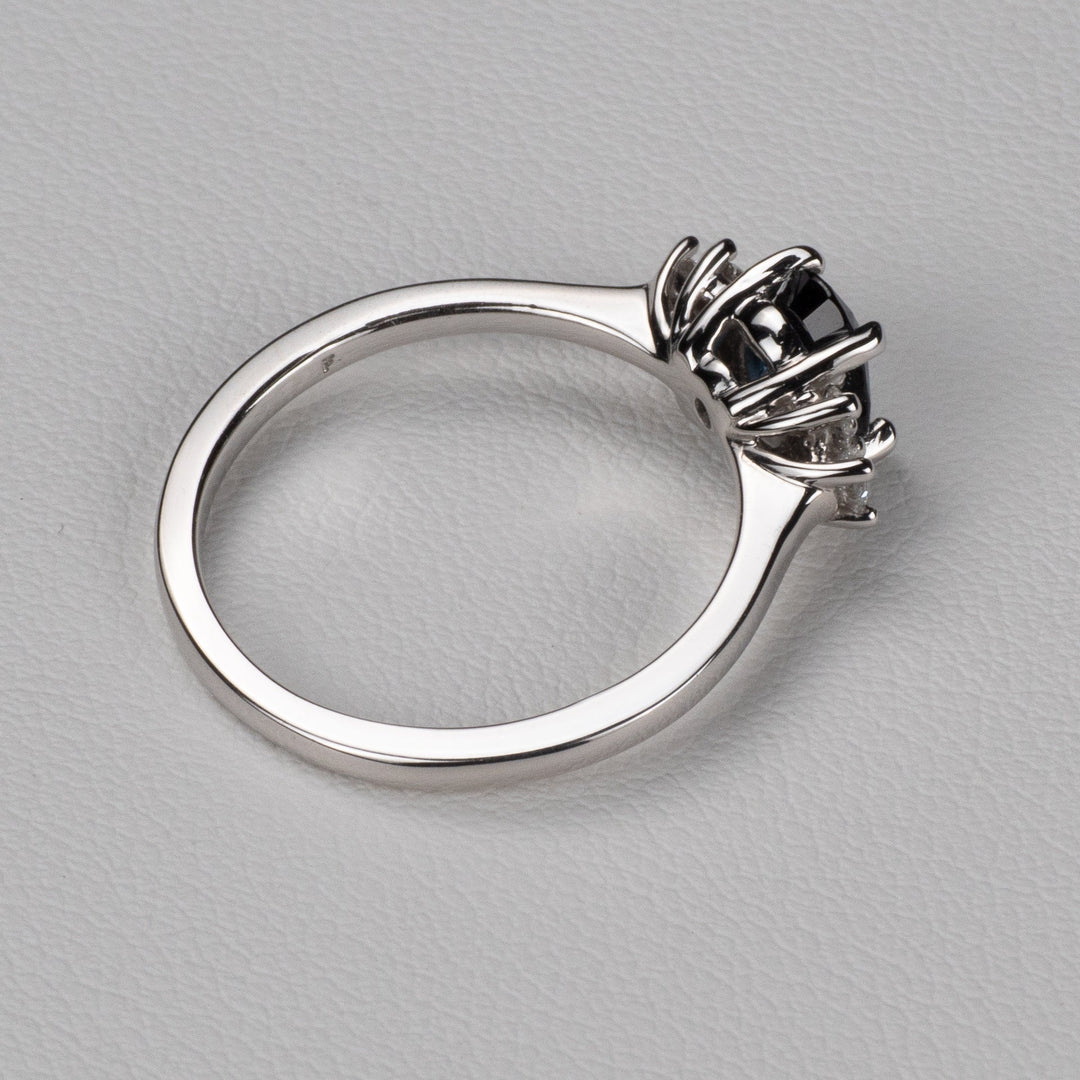 1.0ct-2.0ct Blue Sapphire Oval Cut Diamond Cluster Engagement Ring