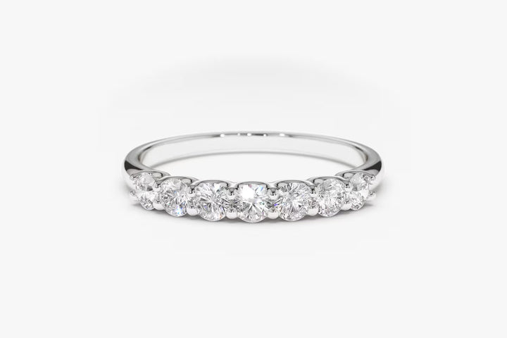 Round Cut Shared Prongs Diamond Band for Women