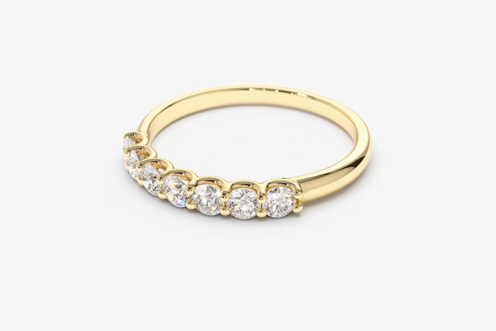 Round Cut Shared Prongs Diamond Band for Women